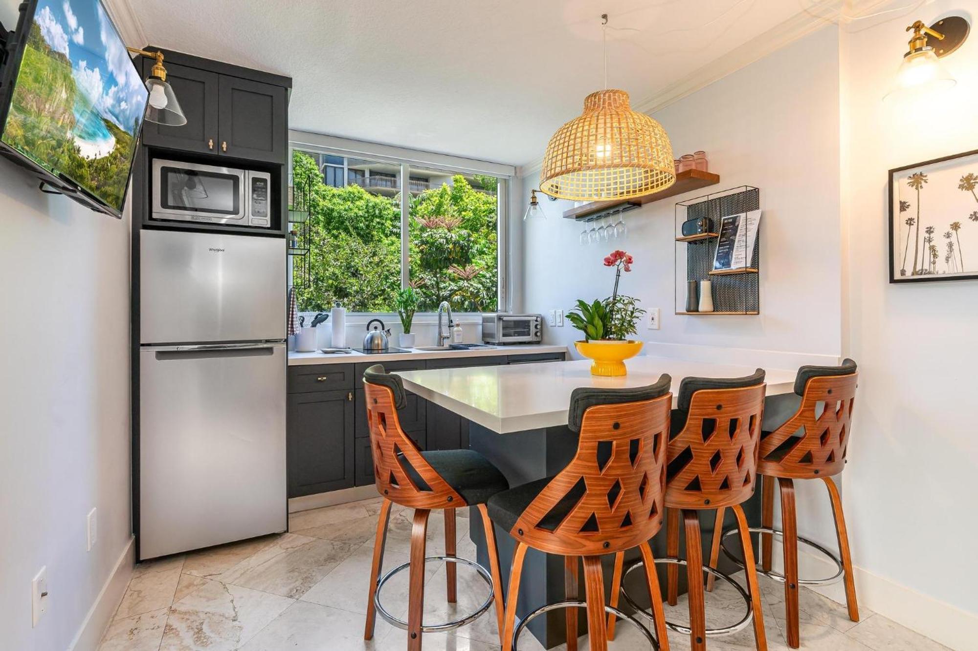 Apartment The Palms Coconut Grove 1 Bedroom Includes Parking Miami